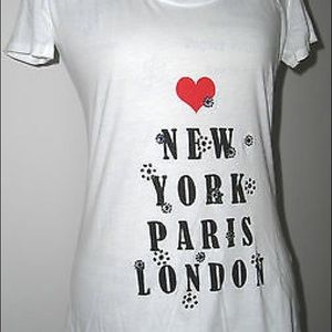 BANANA REPUBLIC HEART CITY EMBELLISHED TEE - SMALL